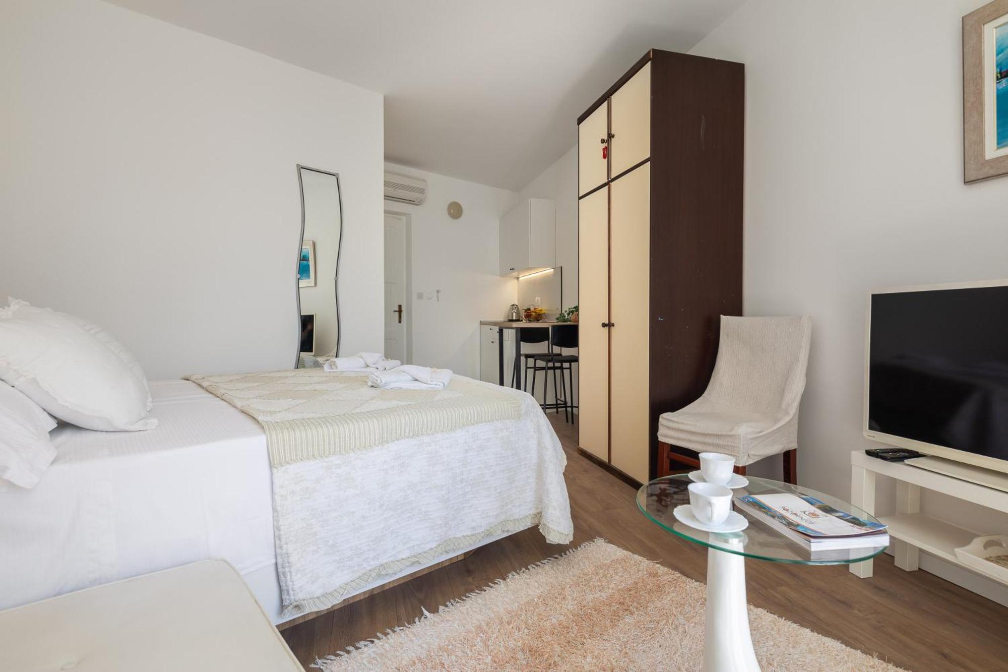Caleta Seaview Suites II - Pool & Jacuzzi Lokva Rogoznica Exterior foto
