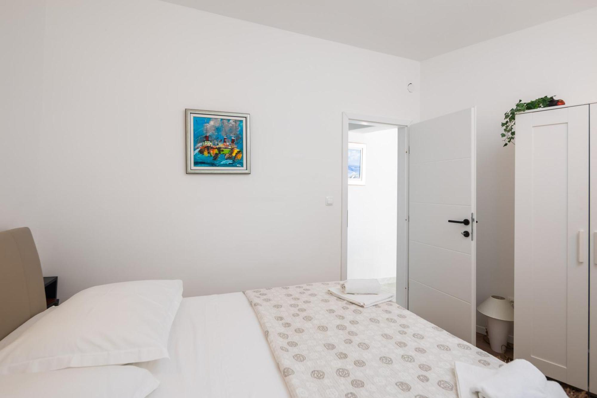 Caleta Seaview Suites II - Pool & Jacuzzi Lokva Rogoznica Exterior foto